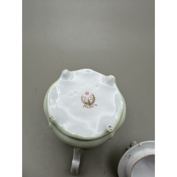 Antique P.T. Bavaria Tirschenreuth Hand Painted Apple Cream and Sugar bowl w Lid - Picture 2 of 9